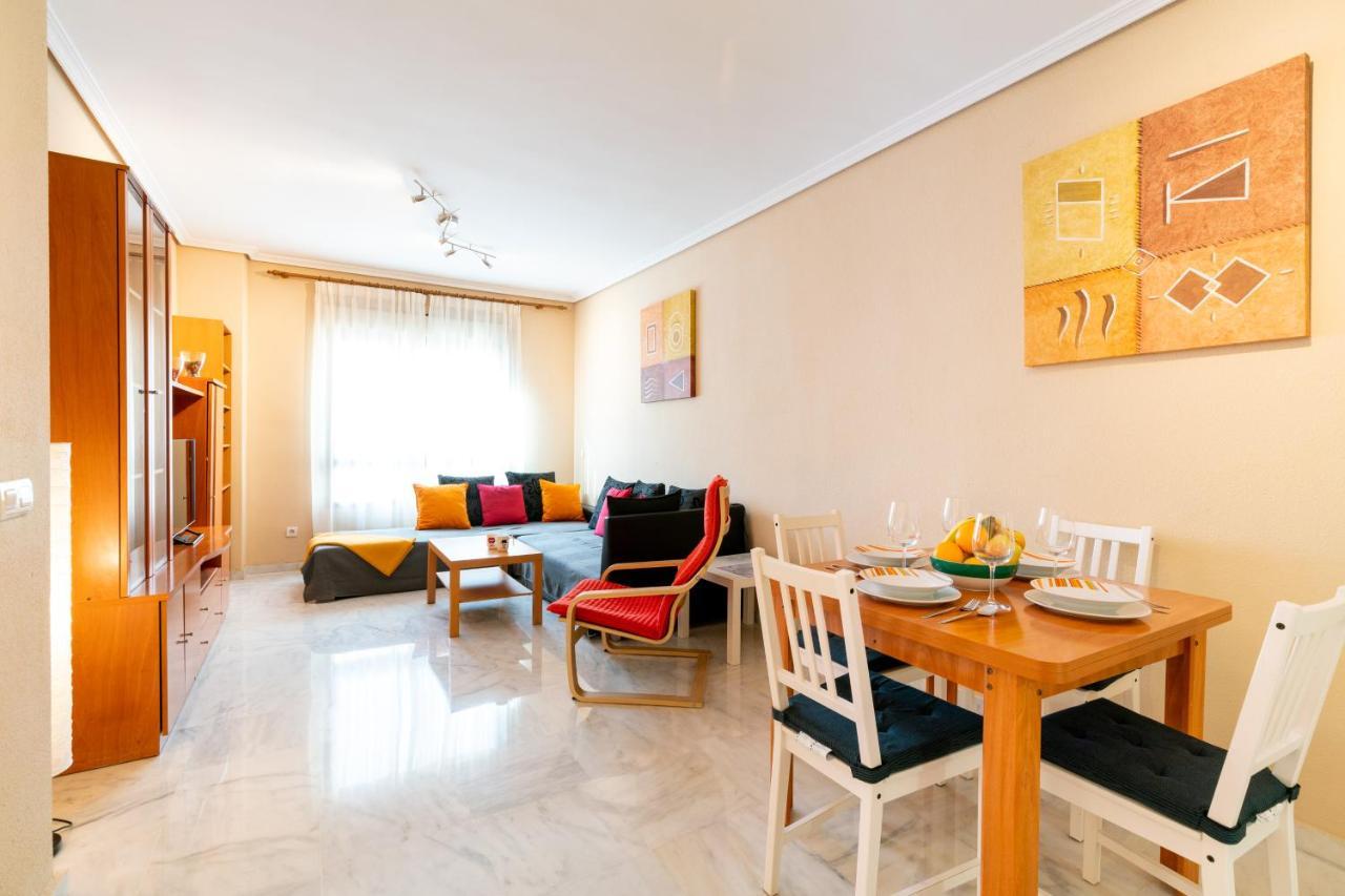 Centrico II Donkey Parking Incluido Apartment เซบีญา ภายนอก รูปภาพ