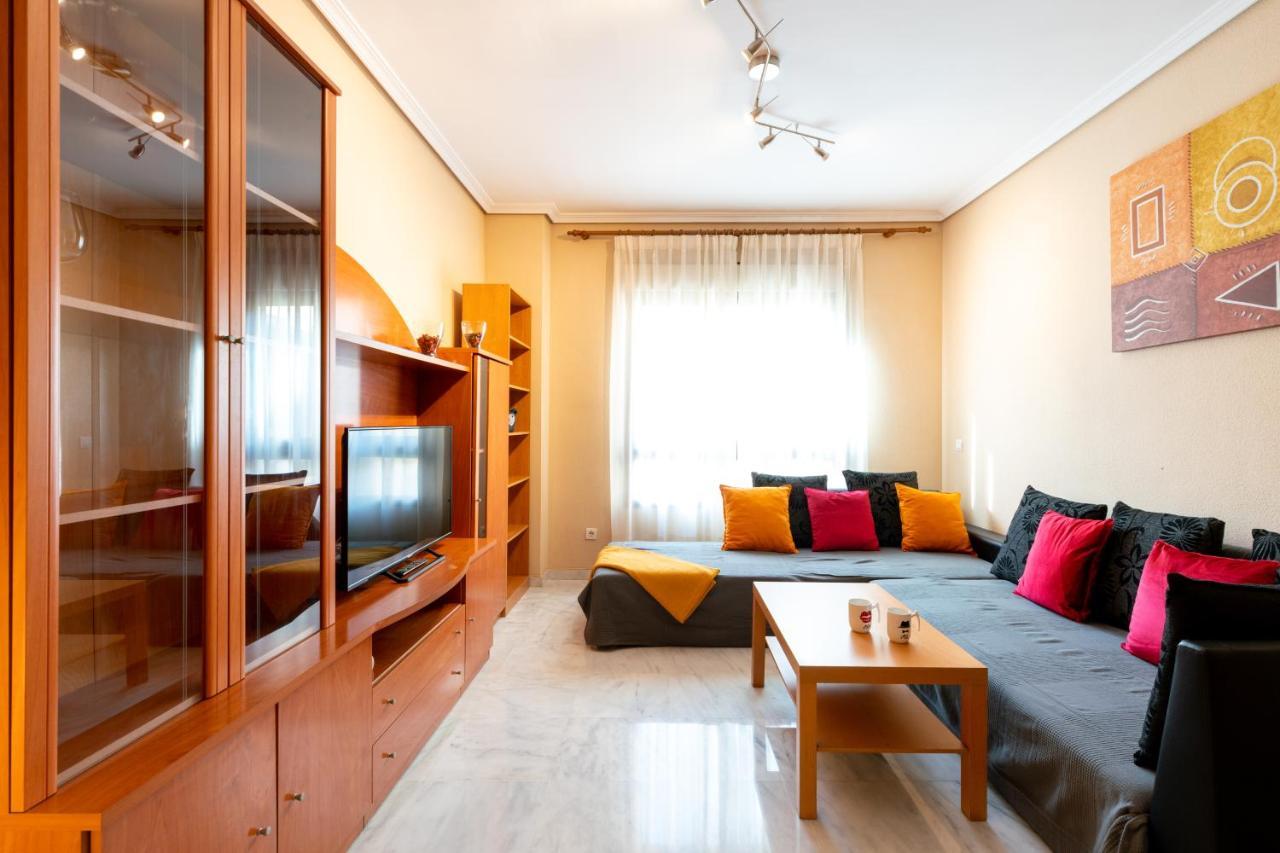 Centrico II Donkey Parking Incluido Apartment เซบีญา ภายนอก รูปภาพ
