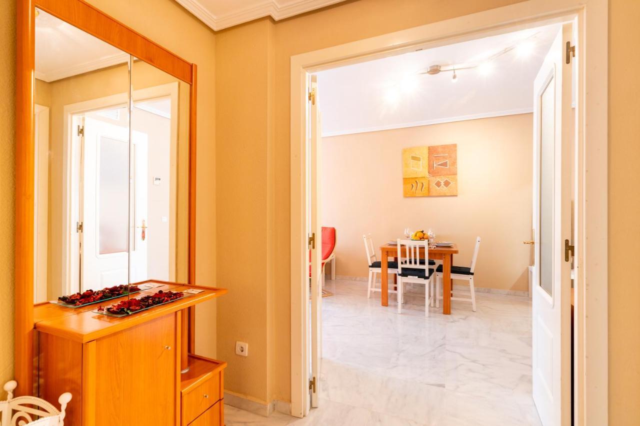 Centrico II Donkey Parking Incluido Apartment เซบีญา ภายนอก รูปภาพ